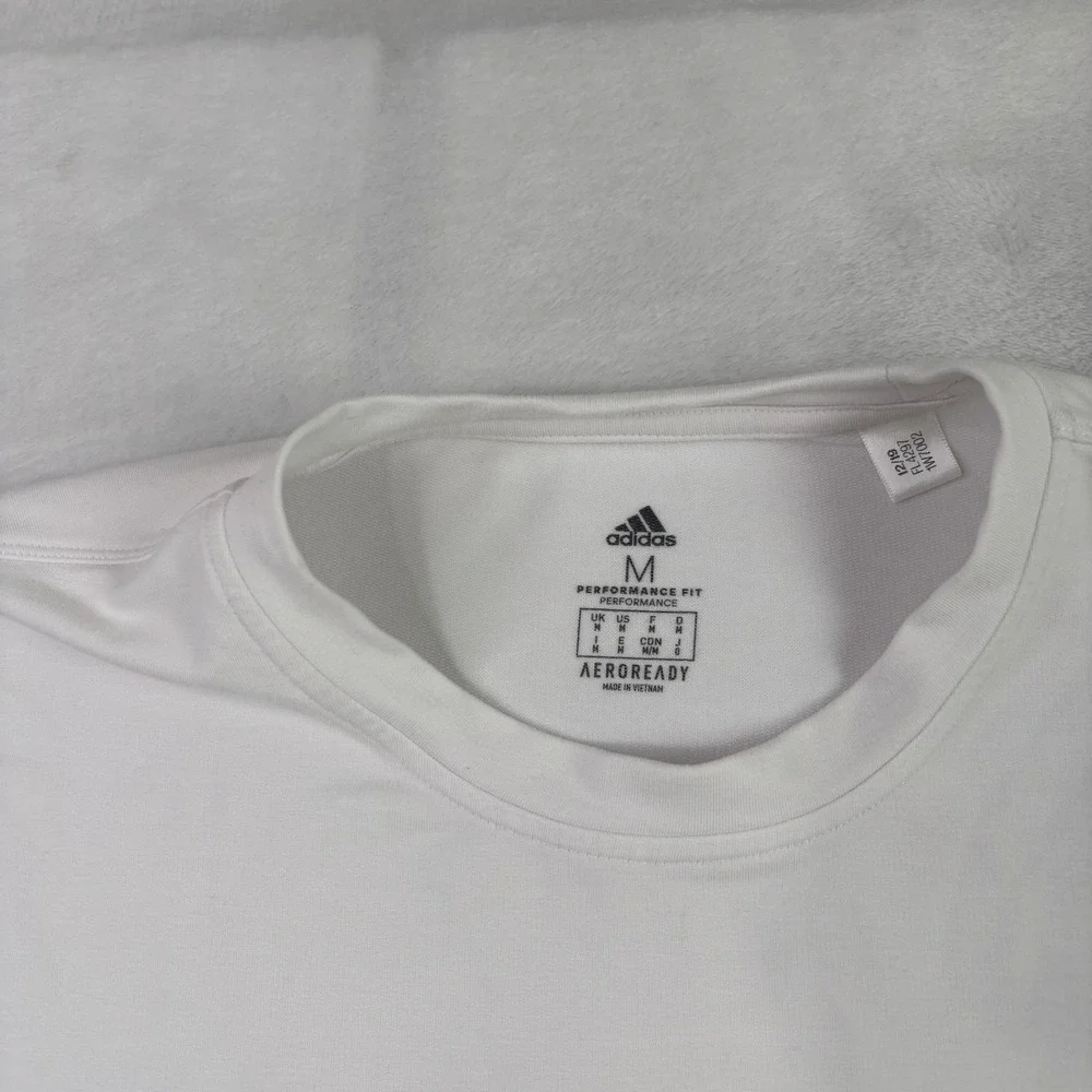 Adidas Aeroready Performance Fit White Short Sleeve Active Shirt Men's Medium